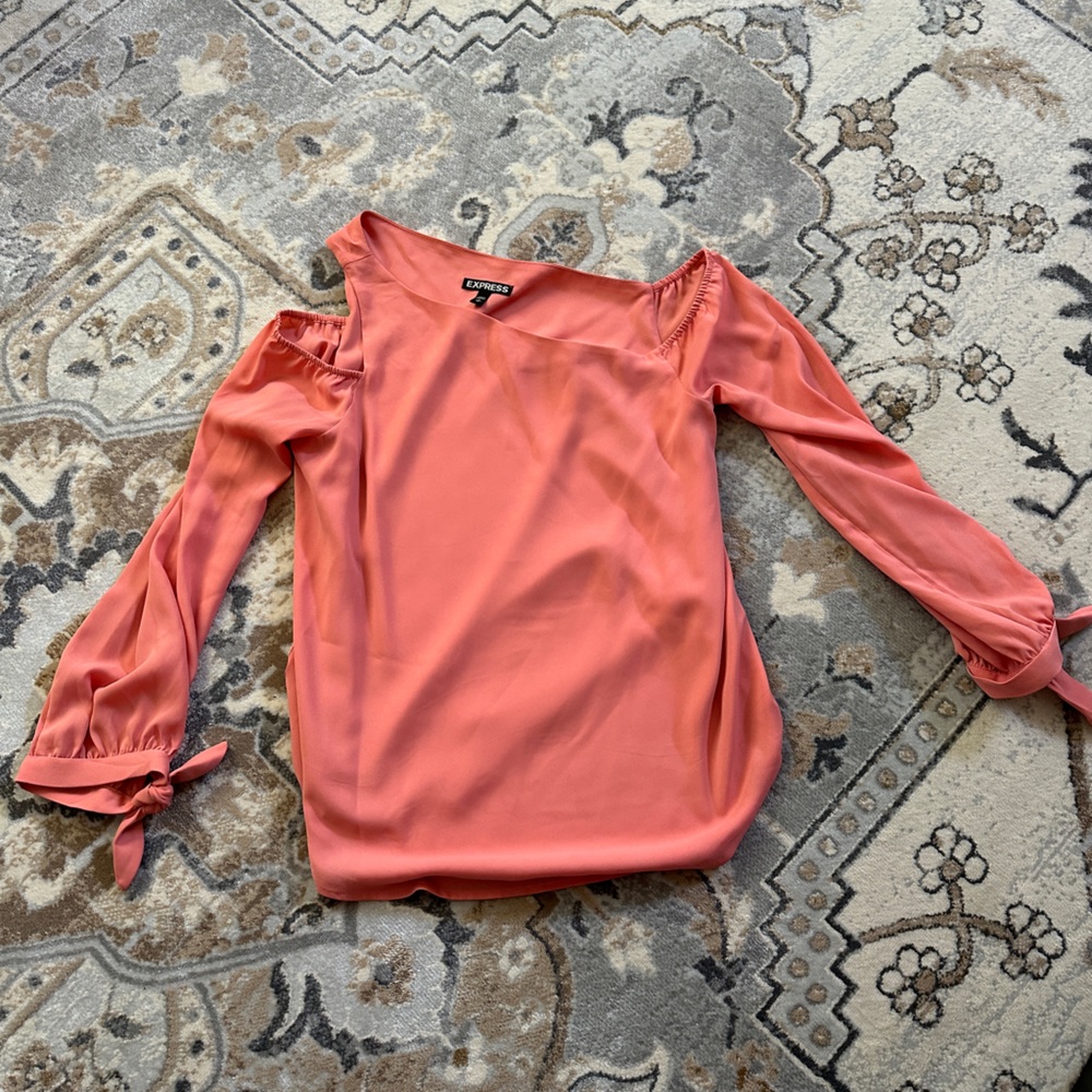 Express Blouse